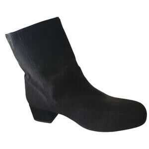 Aquatalia Black Sparkle Leather Ankle Side Zip Boot - Made in Italy - Size 8.5